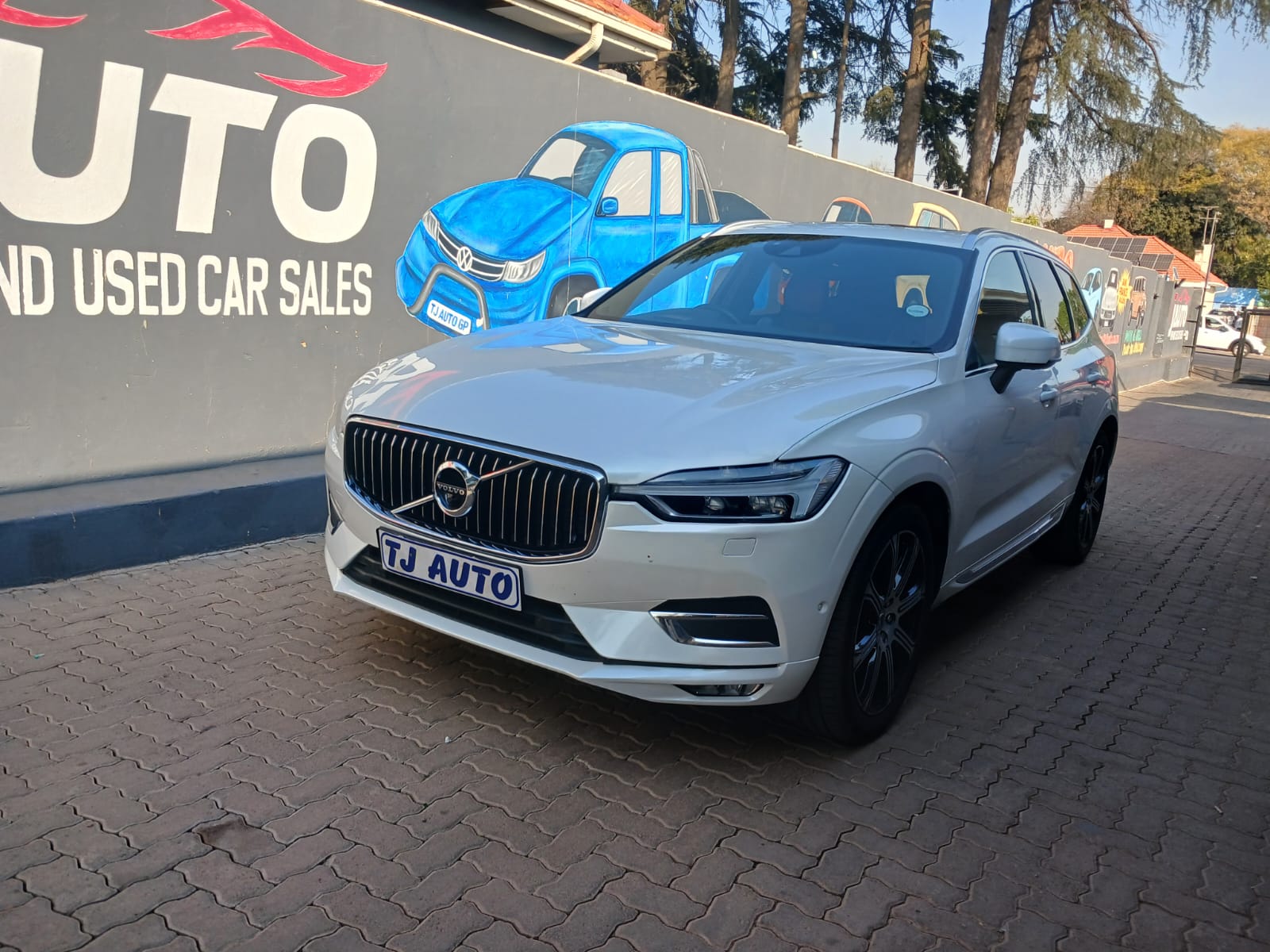 Read more about the article 2018 Volvo XC60 D5 Momentum Auto AWD