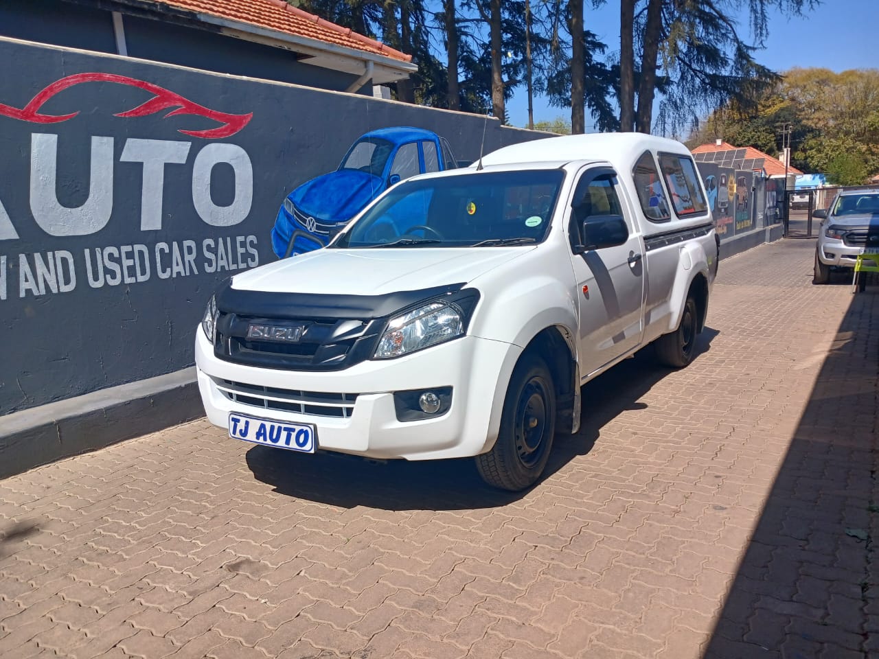 Read more about the article 2016 Isuzu KB 250 D-Teq Fleetside Safety Single-Cab