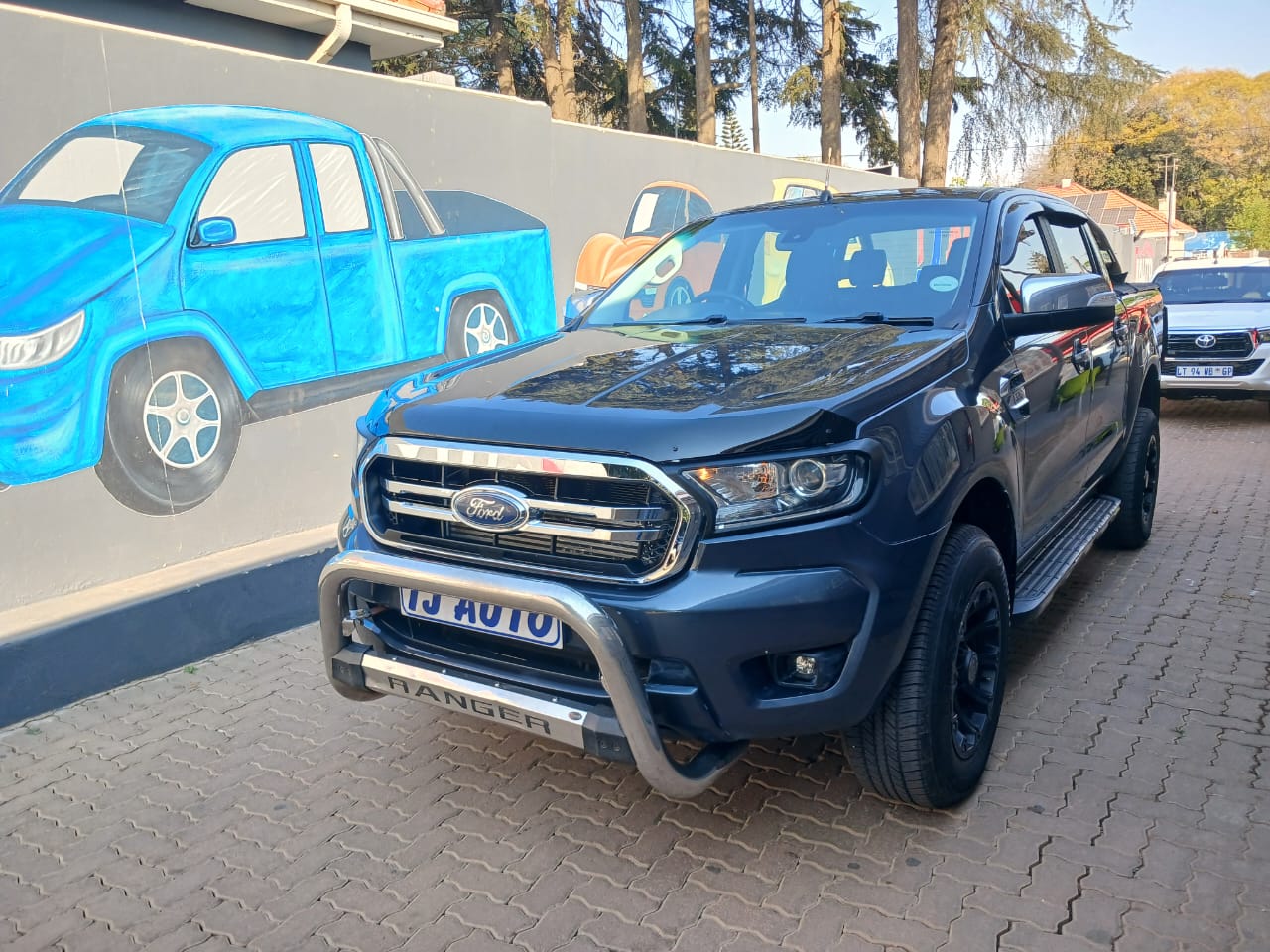 Read more about the article 2017 Ford Ranger 3.2TDCi Double Cab 4×4 XLT Auto