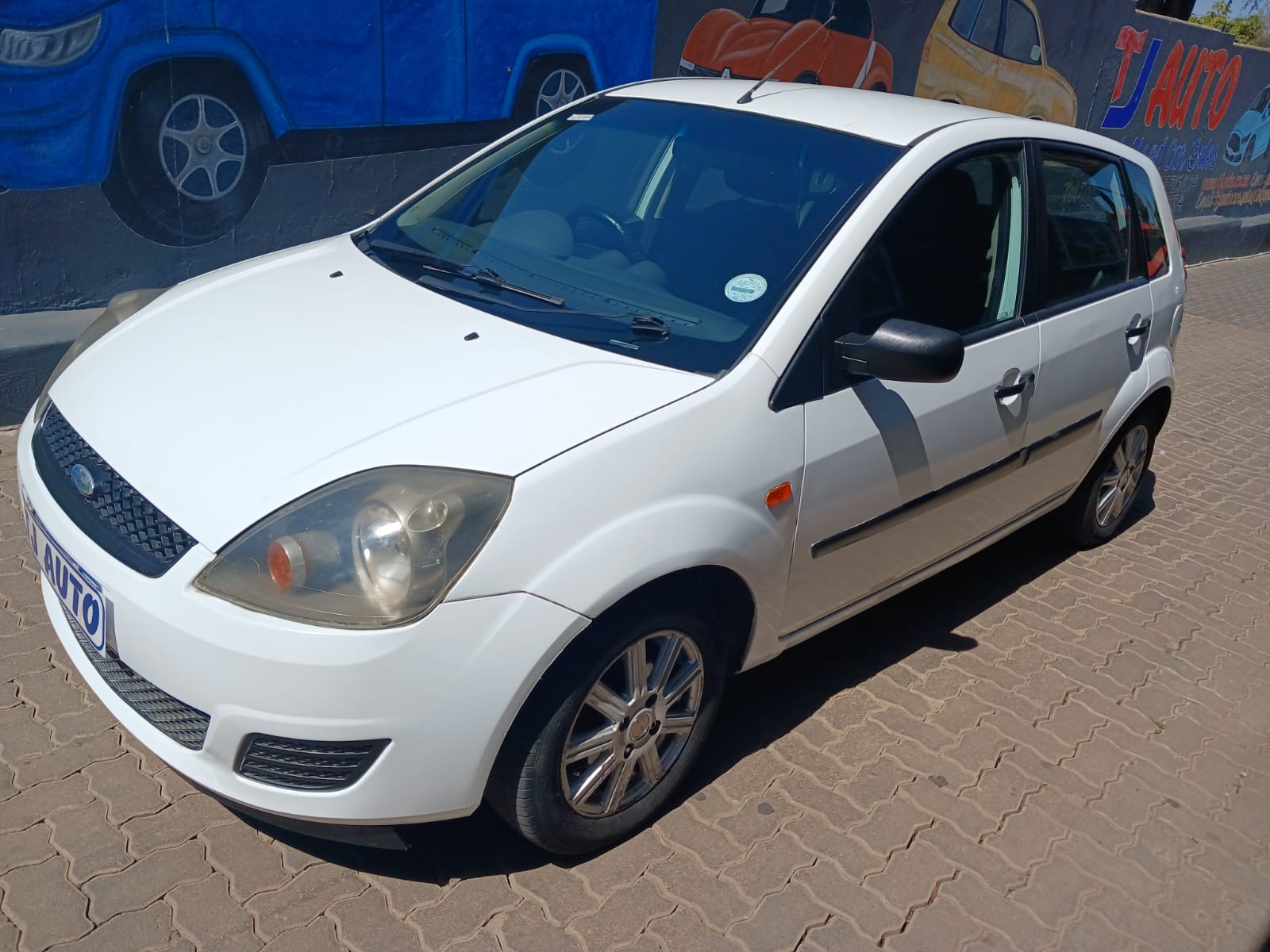 Read more about the article 2008 FORD FIESTA 1,4 AMBIENTE