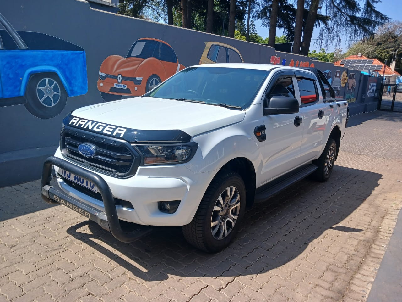 Read more about the article 2020 Ford Ranger 2.2TDCi Double Cab Hi-Rider XL