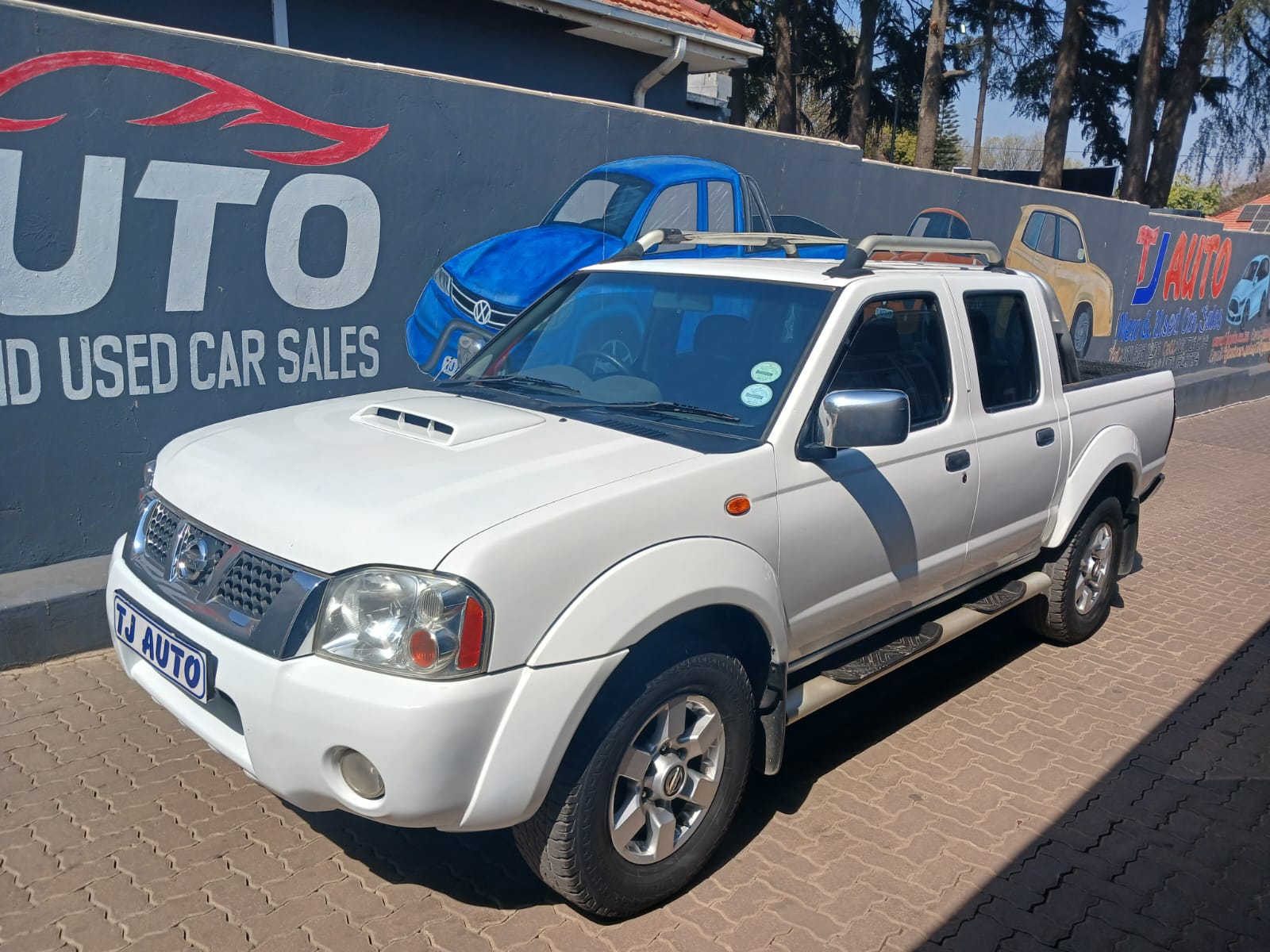 Read more about the article 2015 Nissan NP300 2.5 TDi Hi-Rider Double-Cab