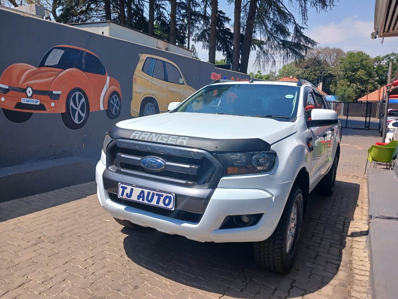 Read more about the article 2016 Ford Ranger 2.2TDCi Double Cab Hi-Rider XL