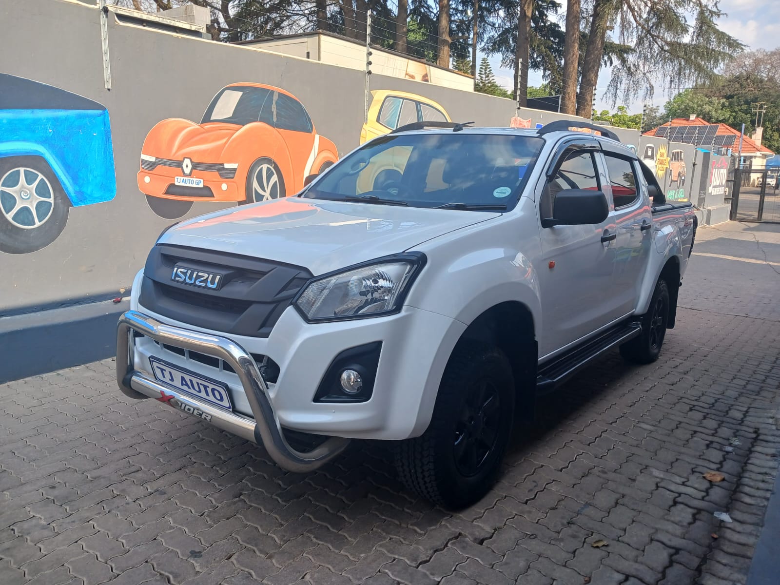 Read more about the article 2018 Isuzu KB 250D-Teq Double Cab Hi-Rider