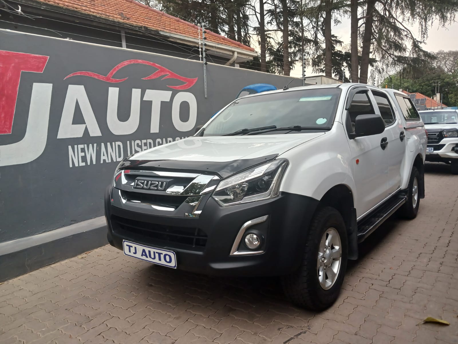 Read more about the article 2018 Isuzu KB 250D-Teq Double Cab Hi-Rider