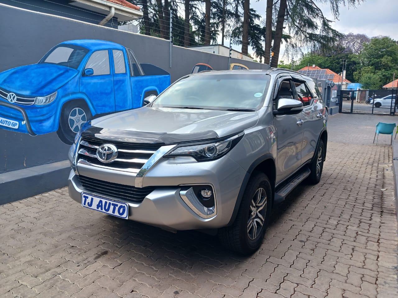 Read more about the article 2016 Toyota Fortuner 2.4GD-6