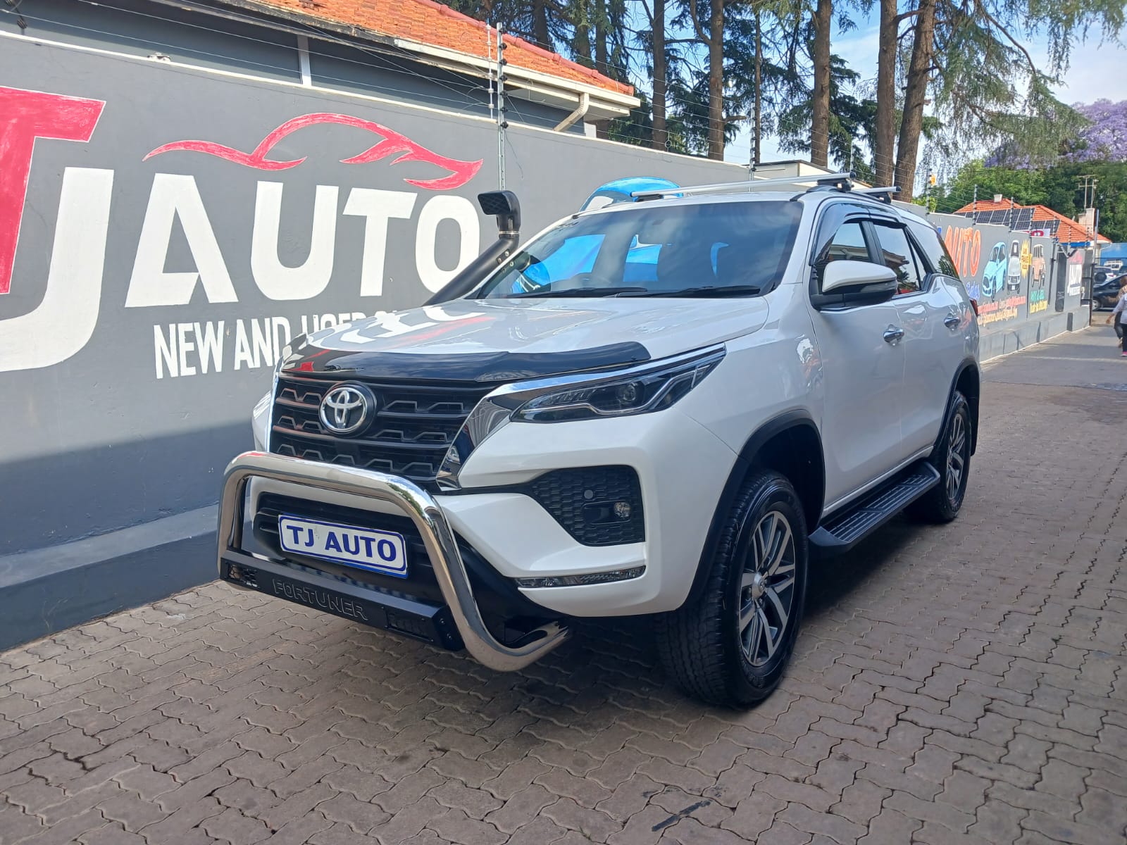 Read more about the article 2017 Toyota Fortuner 2.8 GD-6 4×4 Auto