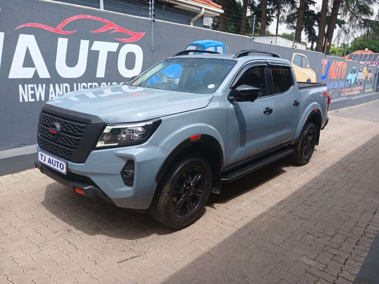 Read more about the article 2022 Nissan Navara 2.5 DDTi LE Auto Double-Cab