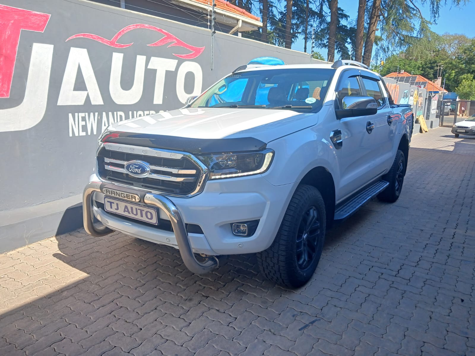 Read more about the article 2020 Ford Ranger 2.0D XLT Auto Double-Cab
