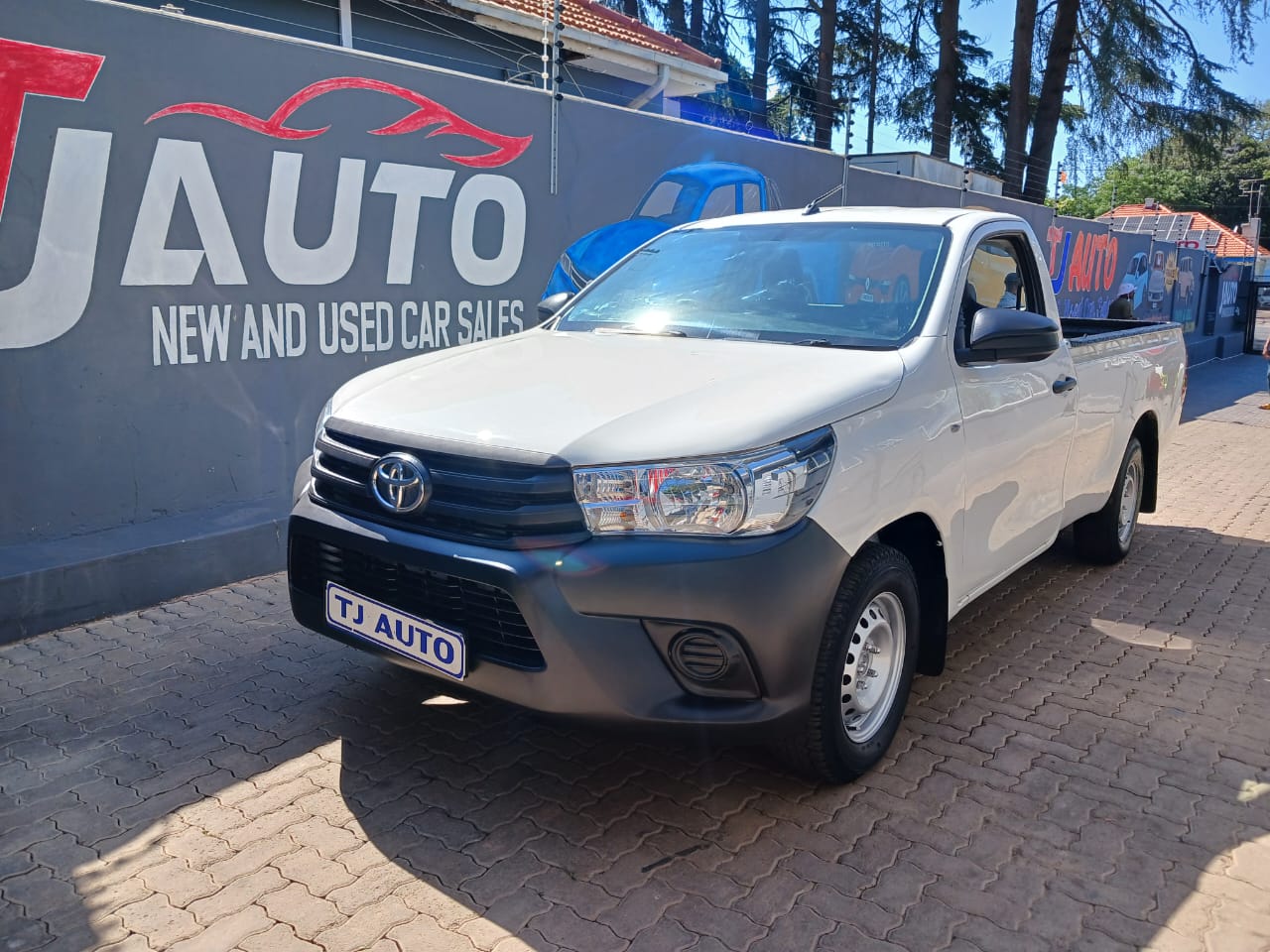 Read more about the article 2017 Toyota Hilux 2.4 GD Single-Cab