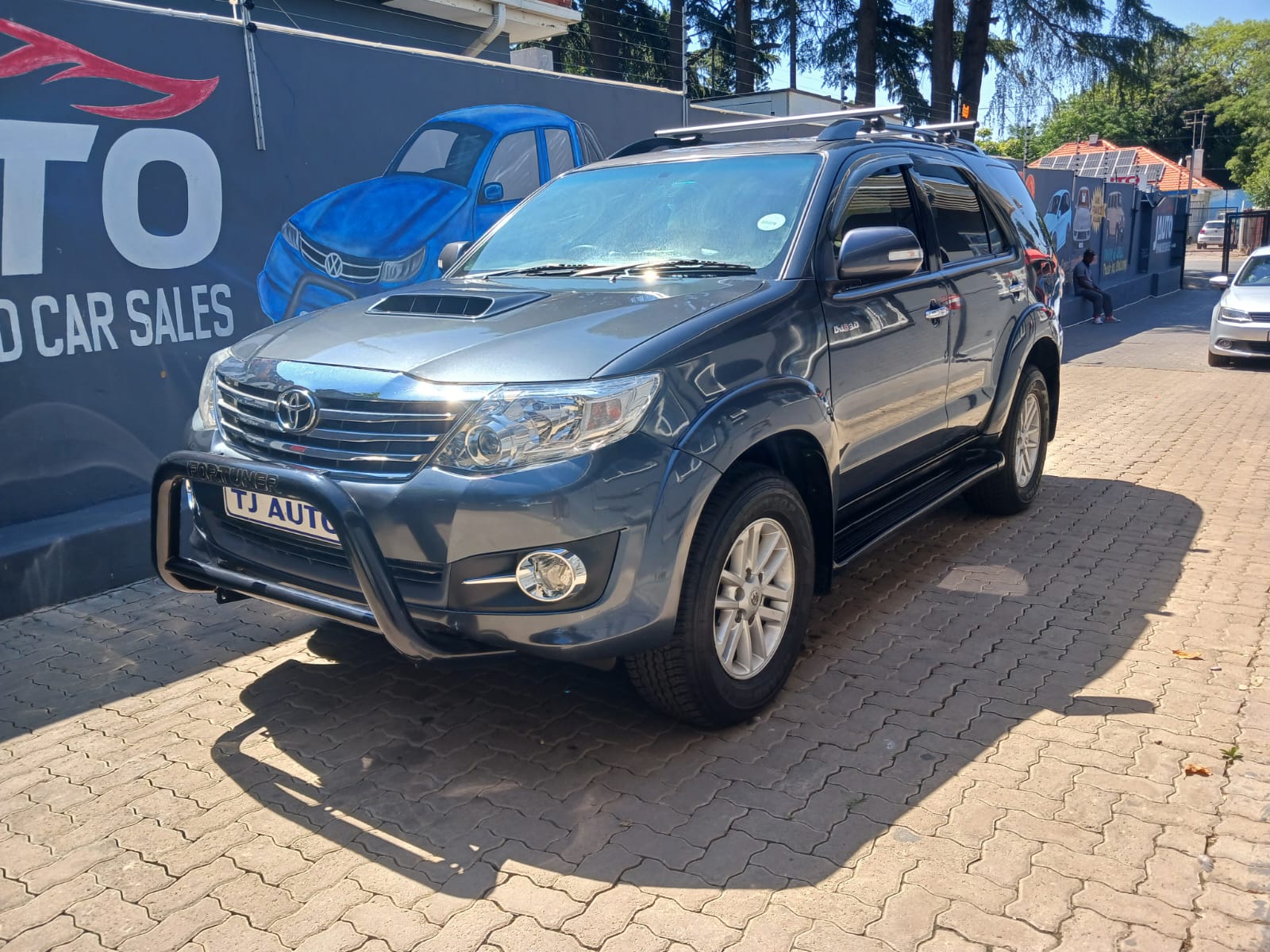 Read more about the article 2013 Toyota Fortuner 3.0 D-4D Raised Body Auto