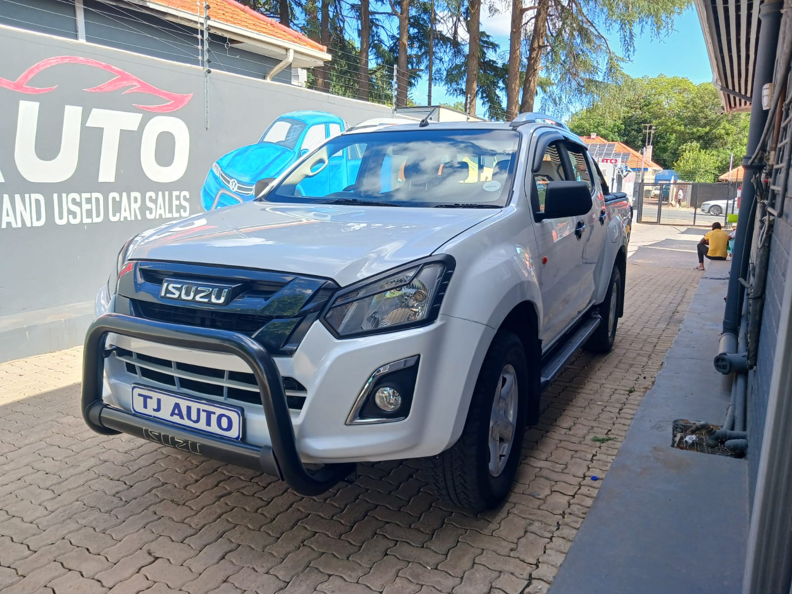 Read more about the article 2015 Isuzu KB 250 D-Teq HO LE Double-Cab