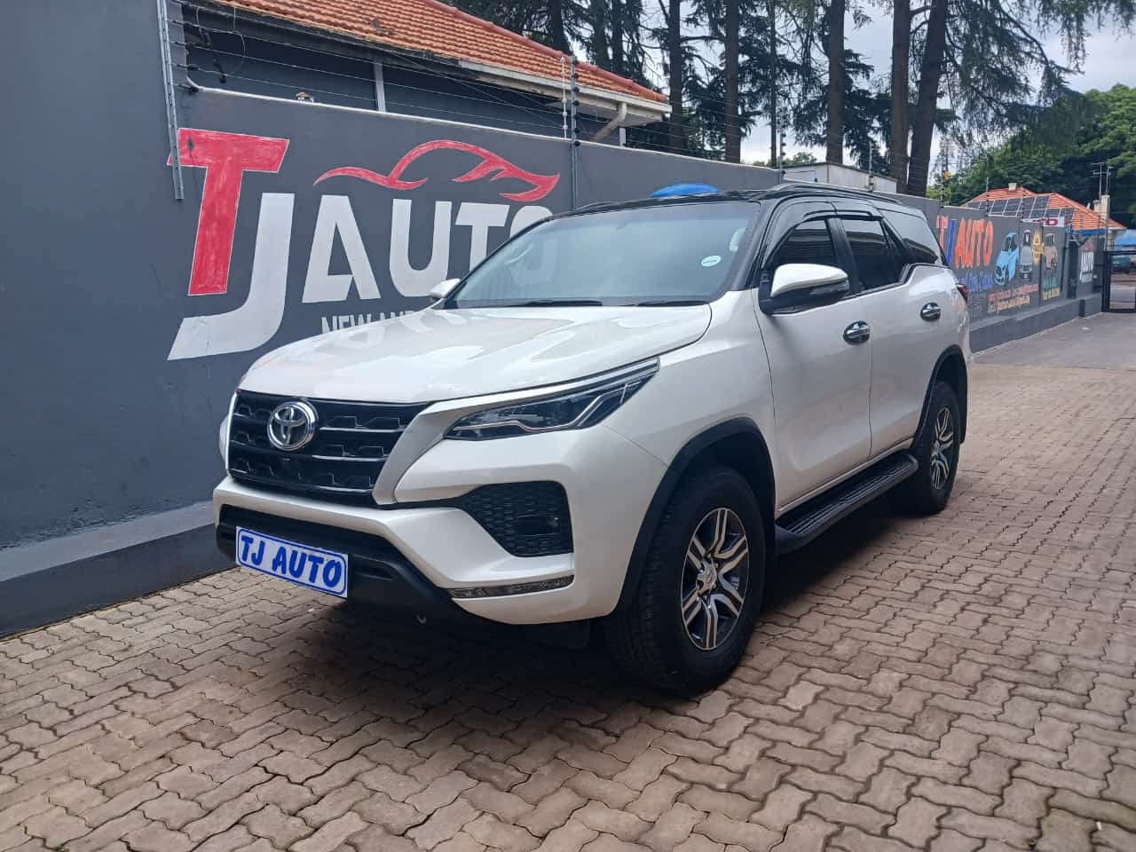 Read more about the article 2020 TOYOTA FORTUNER 2.4GD-6 4X2