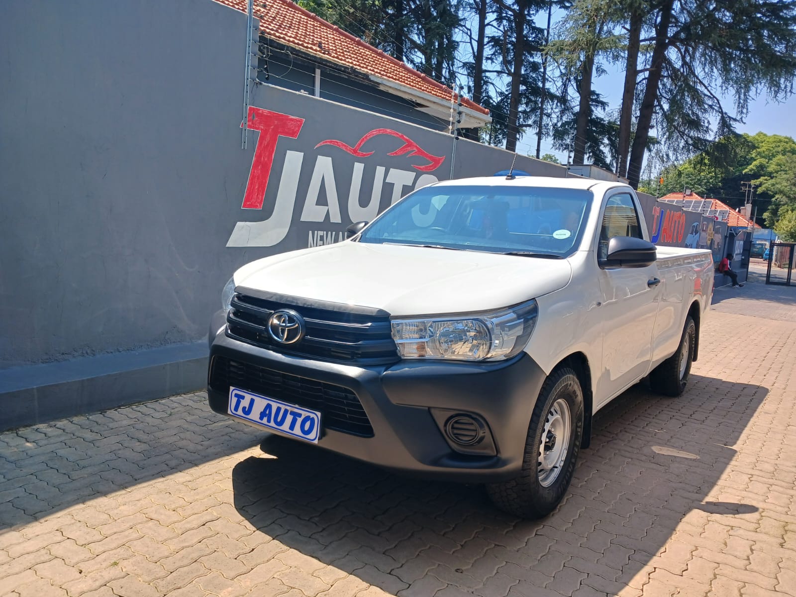 Read more about the article 2022 TOYOTA HILUX 2.4GD SINGLE CAB 4X2