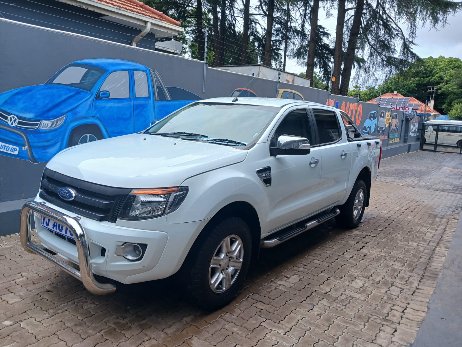 Read more about the article 2014 FORD RANGER 3.2TDCi DOUBLE CAB HI-RIDER XLT AUTO