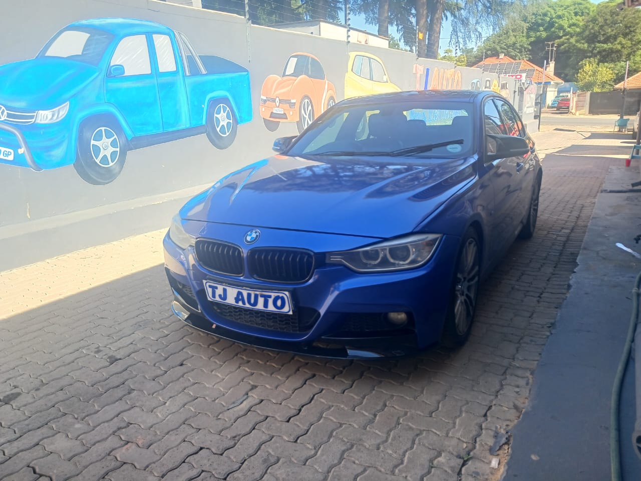 Read more about the article 2014 BMW 3 SERIES 320i AUTO