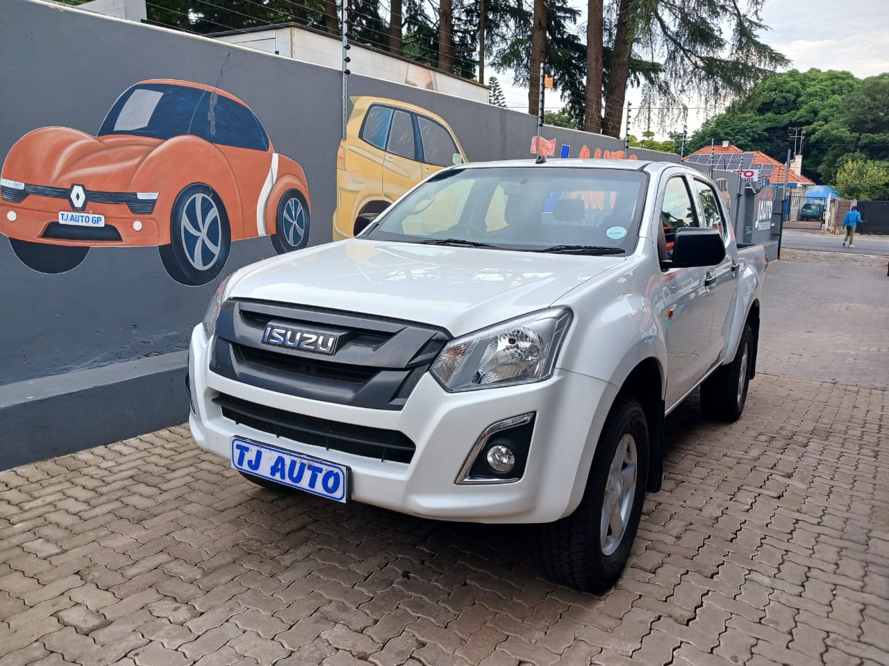 Read more about the article 2021 ISUZU D-Max 250 DOUBLE CAB HI-RIDE