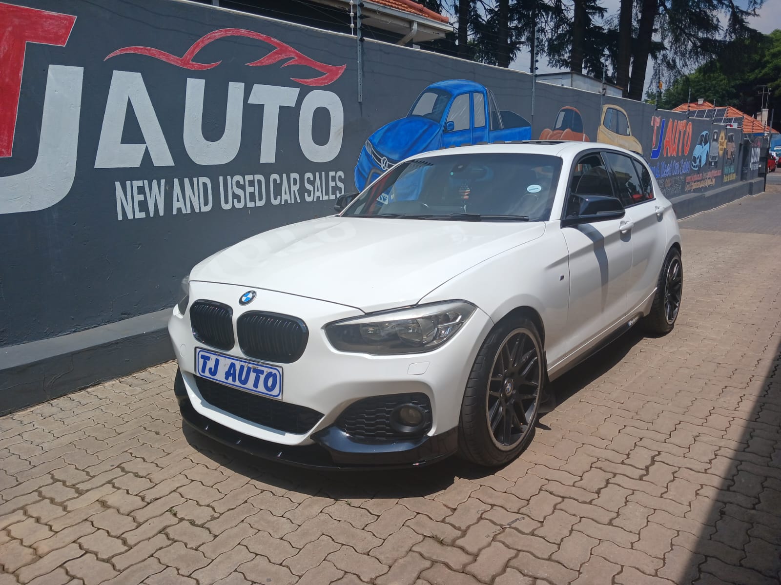 Read more about the article 2015 BMW 1 SERIES 125i M SPORT AUTO