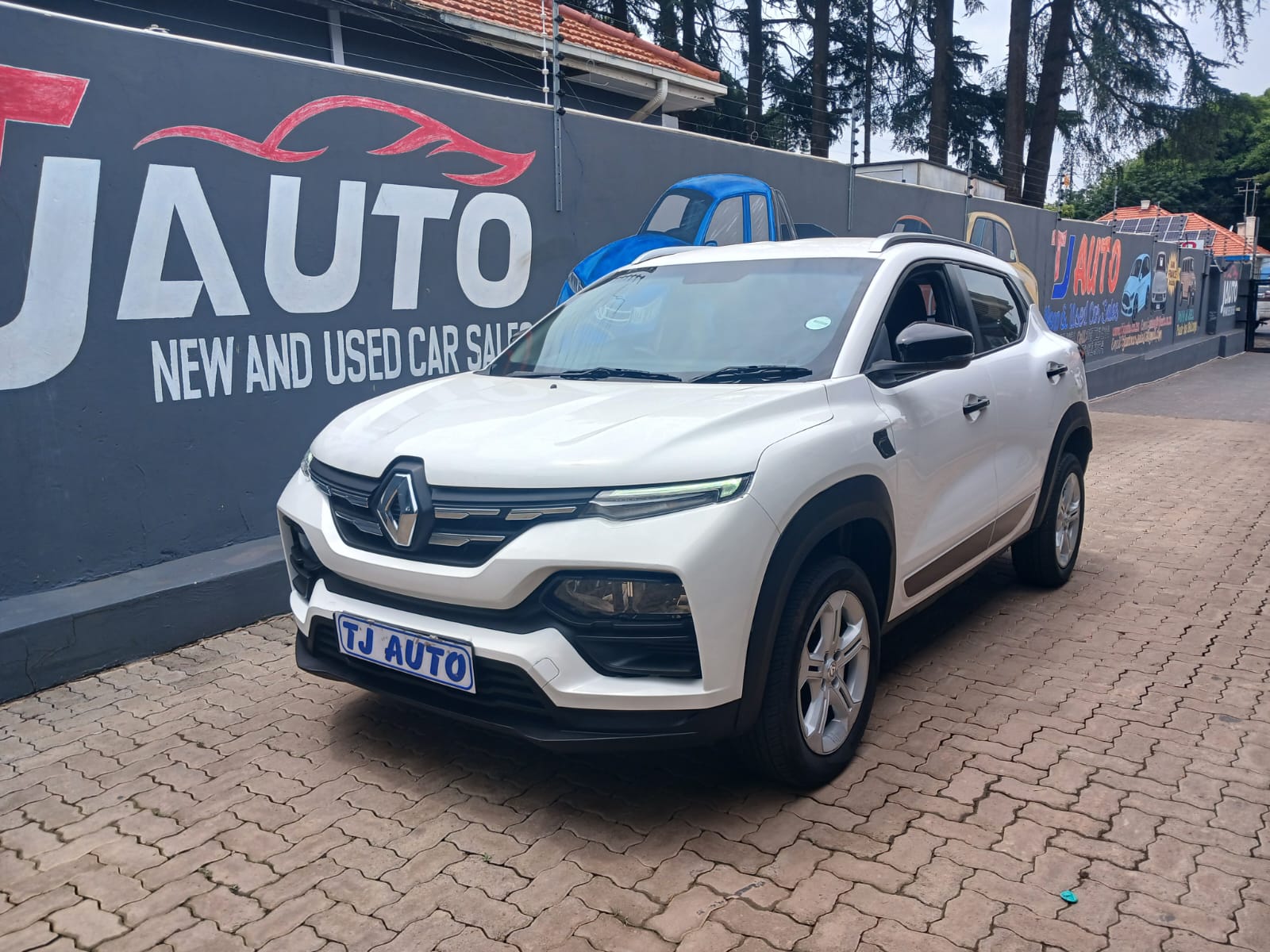 Read more about the article 2023 RENAULT KIGER 1.0 TURBO INTENS AUTO