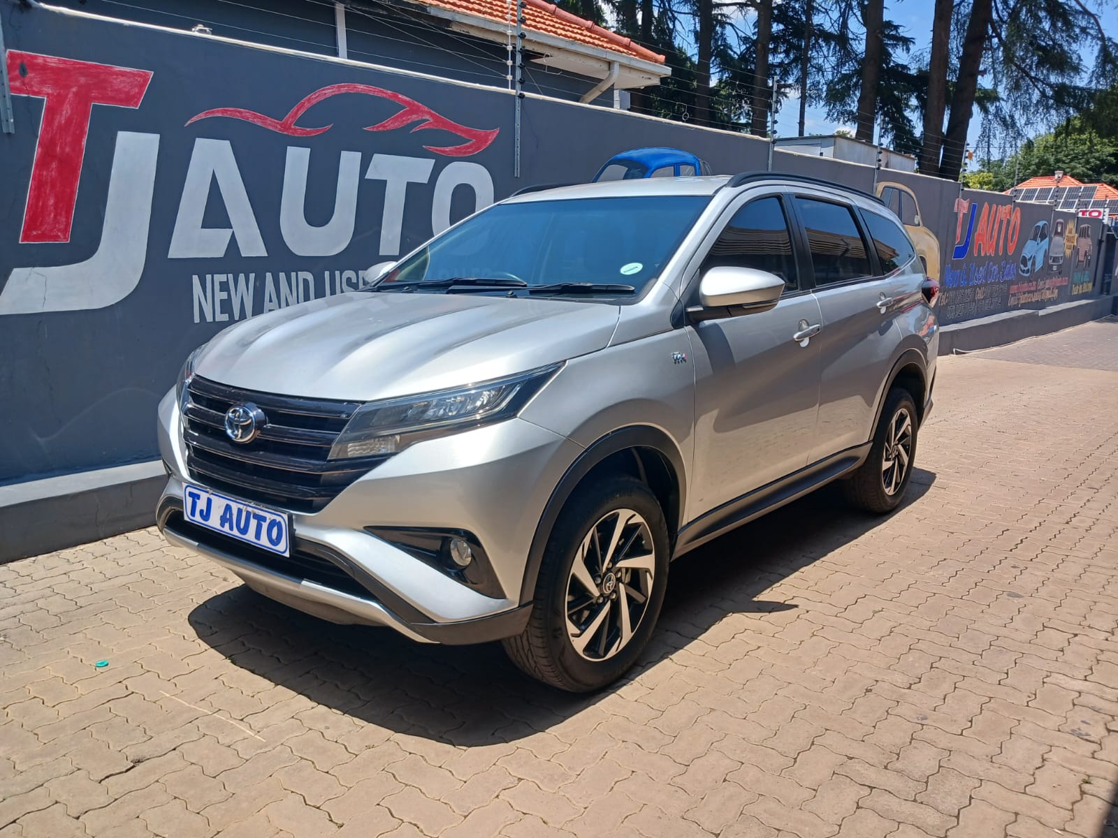 Read more about the article 2019 TOYOTA RUSH 1.5 S AUTO