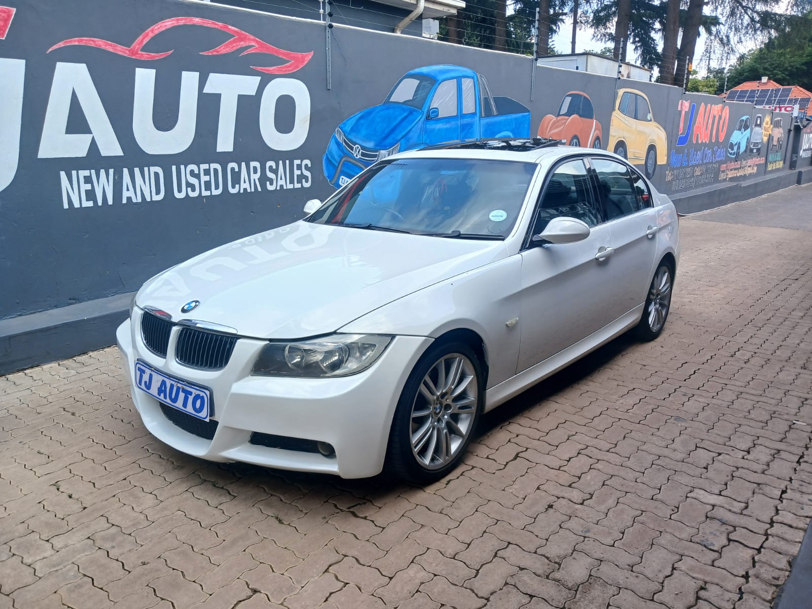 Read more about the article 2009 BMW 3 SERIES 320i