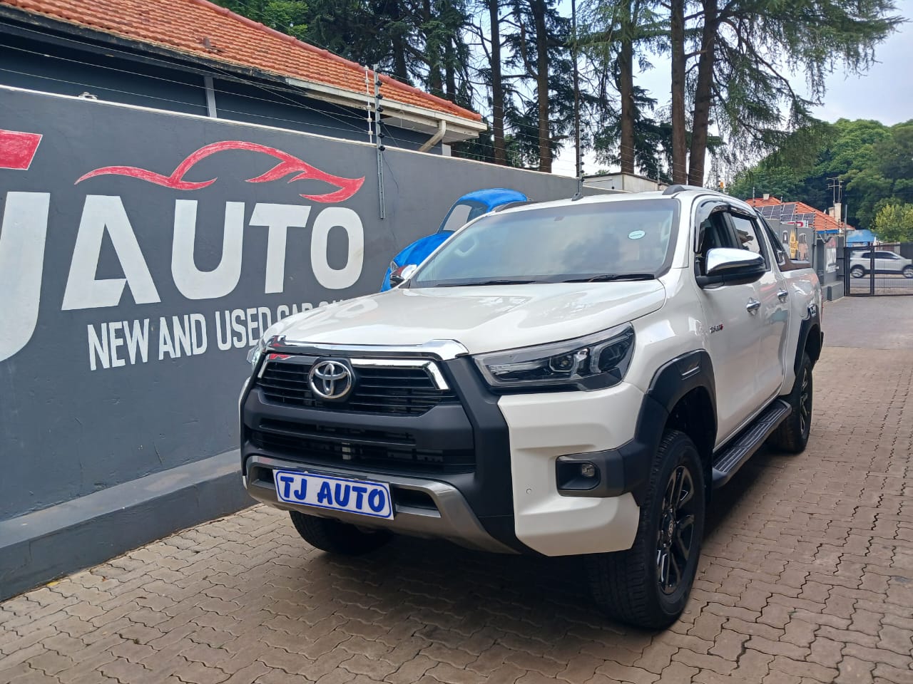 Read more about the article 2023 TOYOTA HILUX 2.4GD-6 DOUBLE CAB 4×4 RAIDER AUTO
