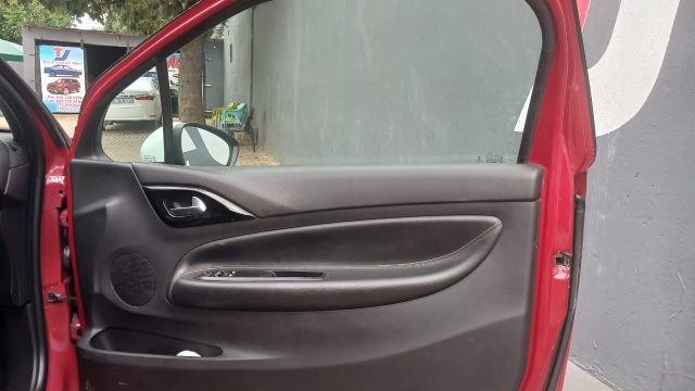 WhatsApp-Image-2025-02-12-at-09.22.41-1