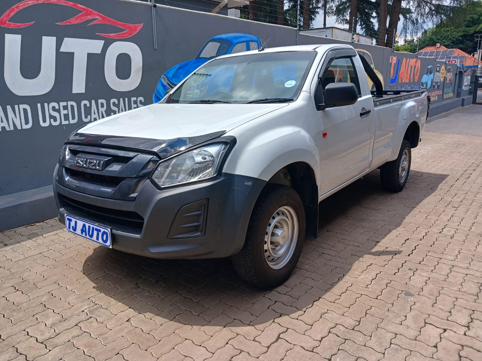 Read more about the article 2022 ISUZU D-Max 250 LE