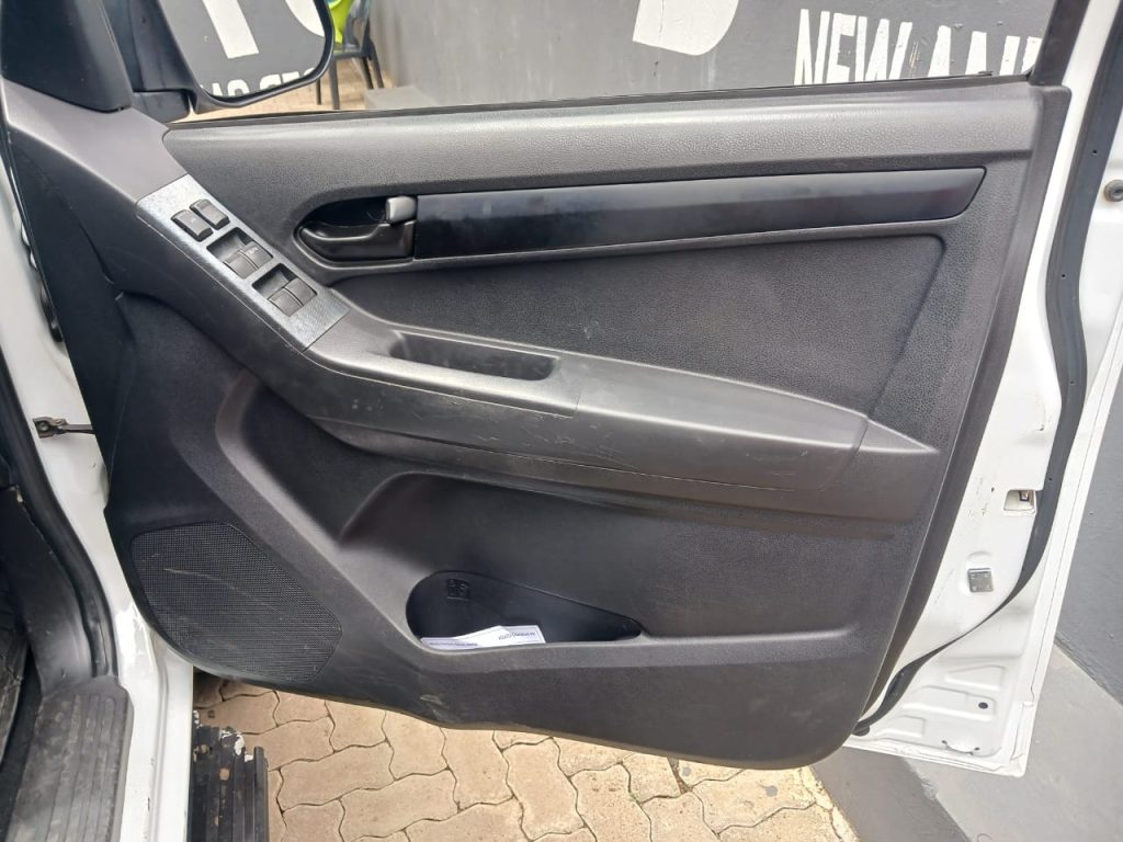 WhatsApp-Image-2025-02-14-at-13.12.10-1