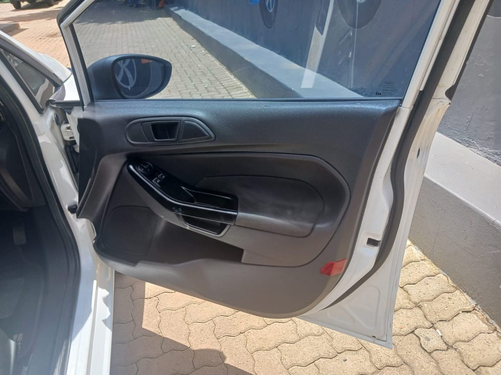 WhatsApp-Image-2025-02-24-at-14.28.51