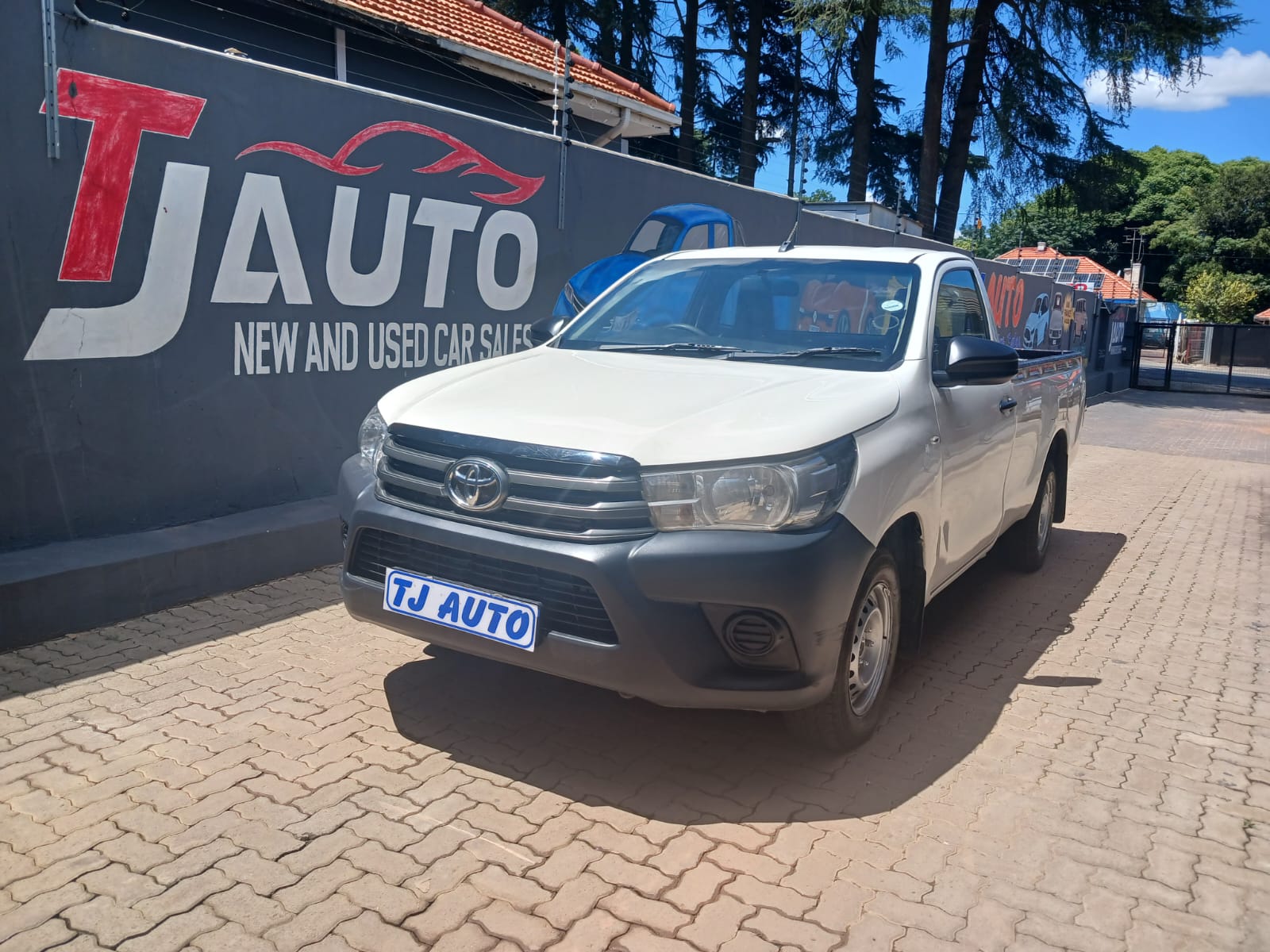 Read more about the article 2019 TOYOTA HILUX 2.4GD S (Aircon)