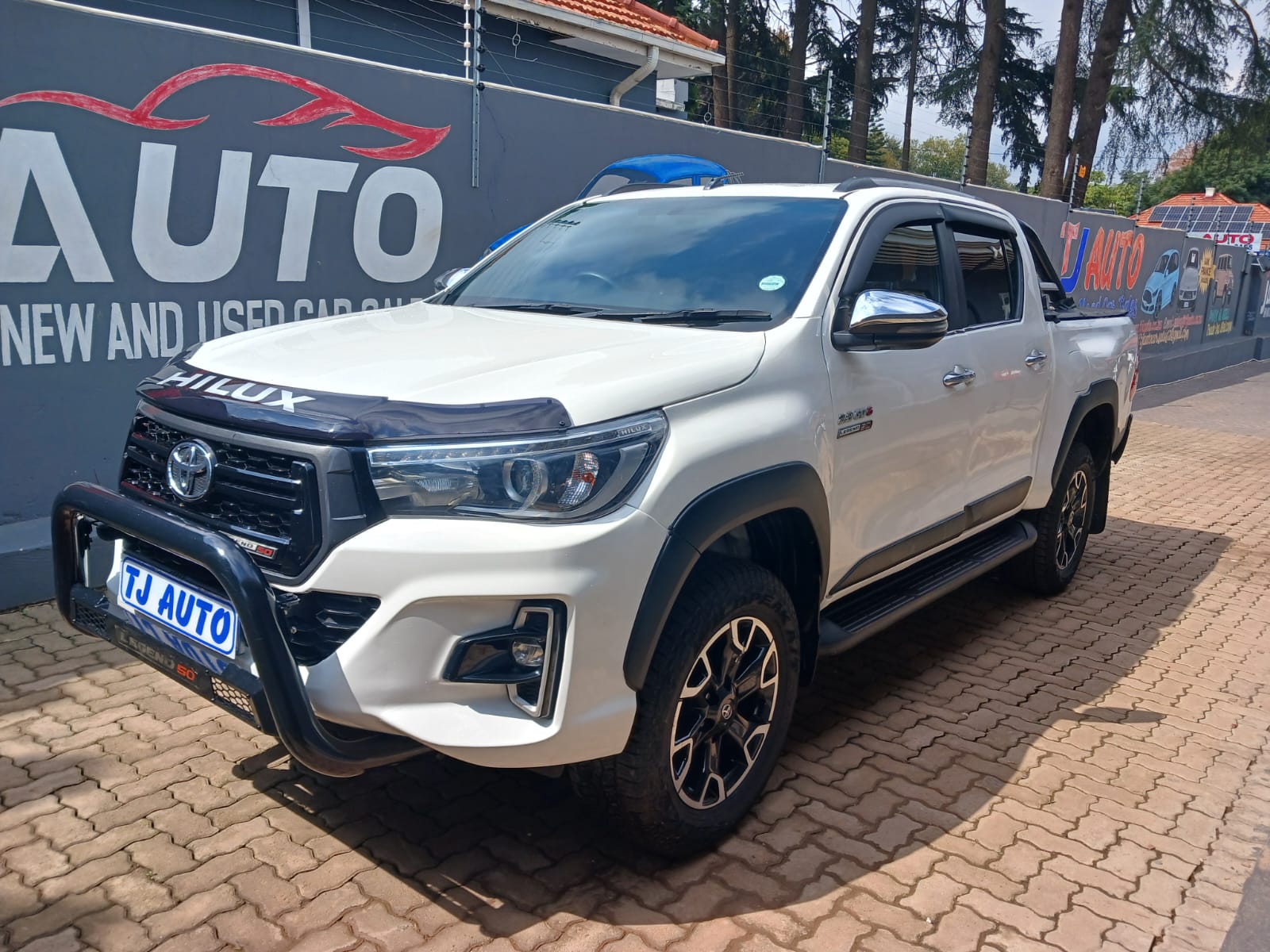 Read more about the article 2020 TOYOTA HILUX 2.8GD-6 DOUBLE CAB LEGEND 50