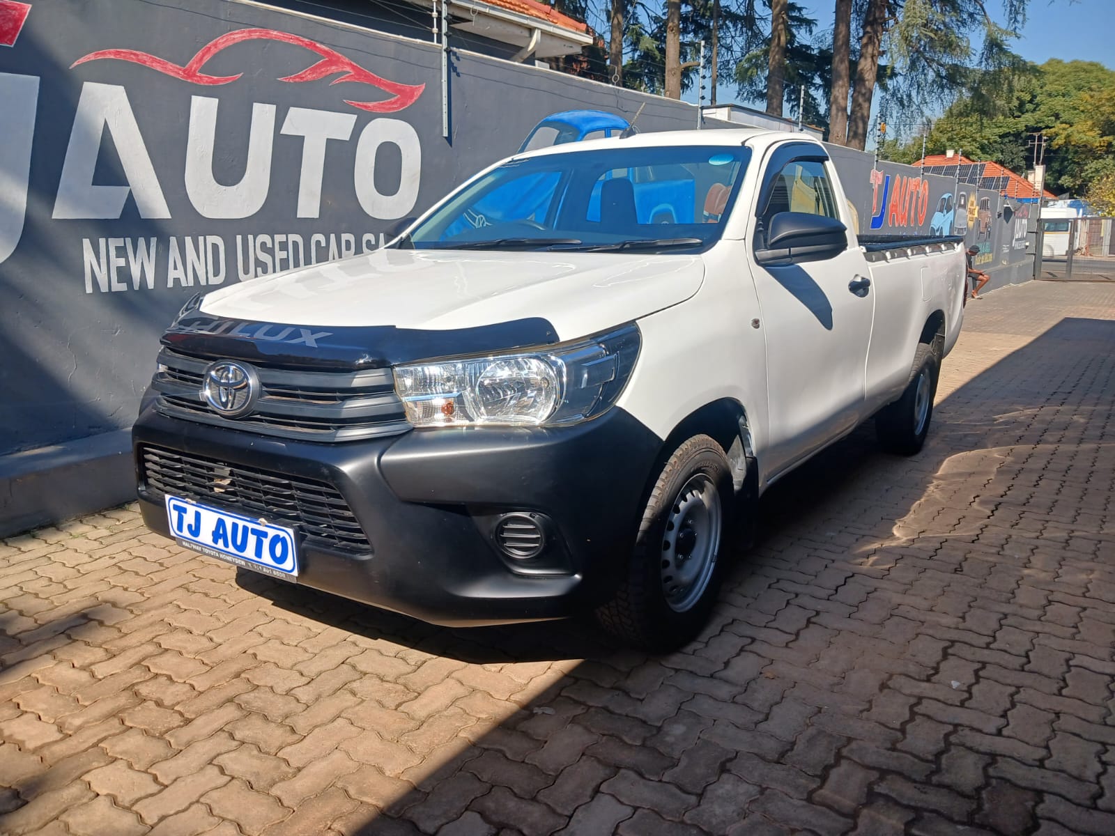 Read more about the article 2023 TOYOTA HILUX 2.0 VVTi