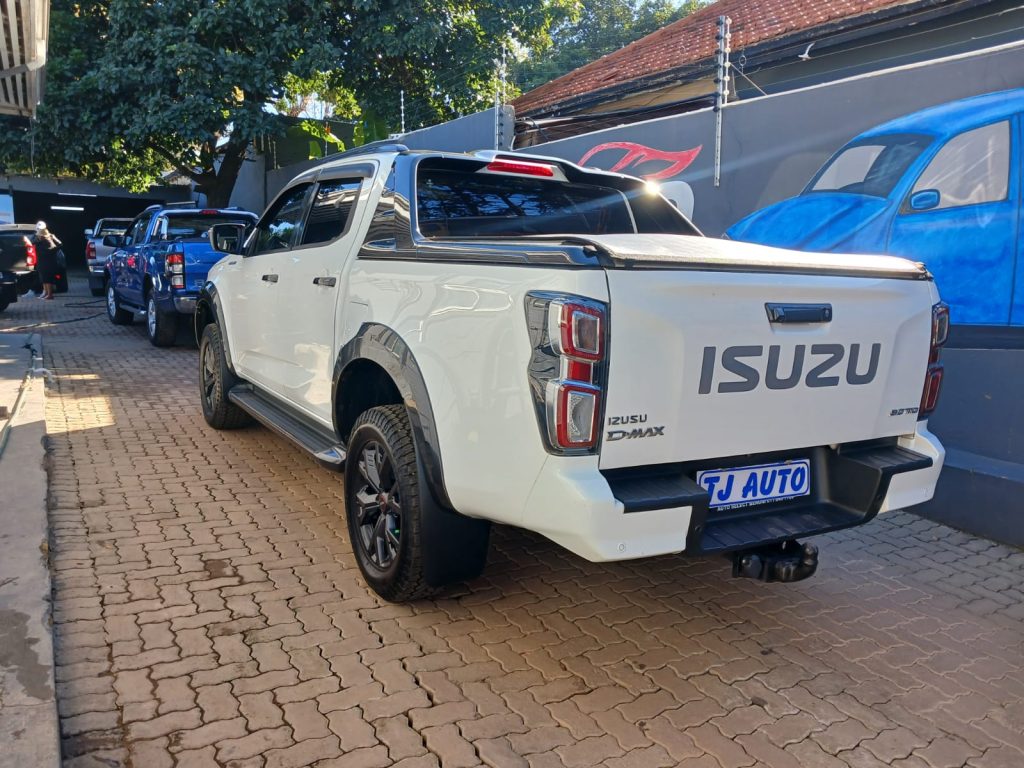 WhatsApp-Image-2025-05-08-at-09.53.31