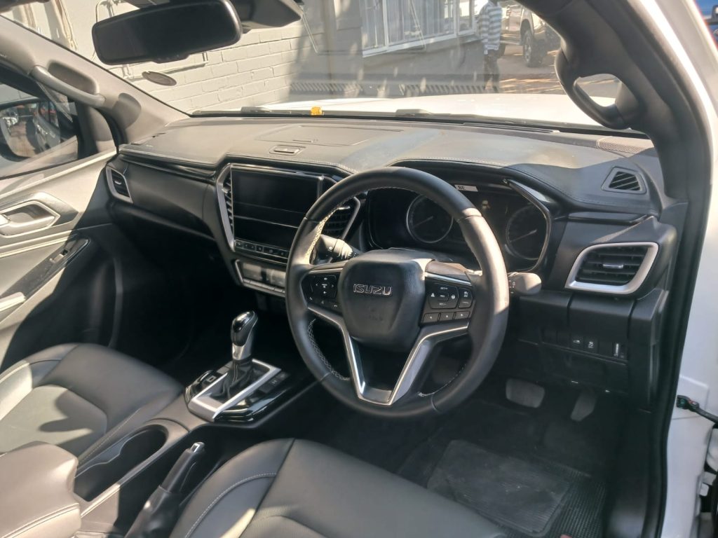 WhatsApp-Image-2025-05-08-at-09.53.34