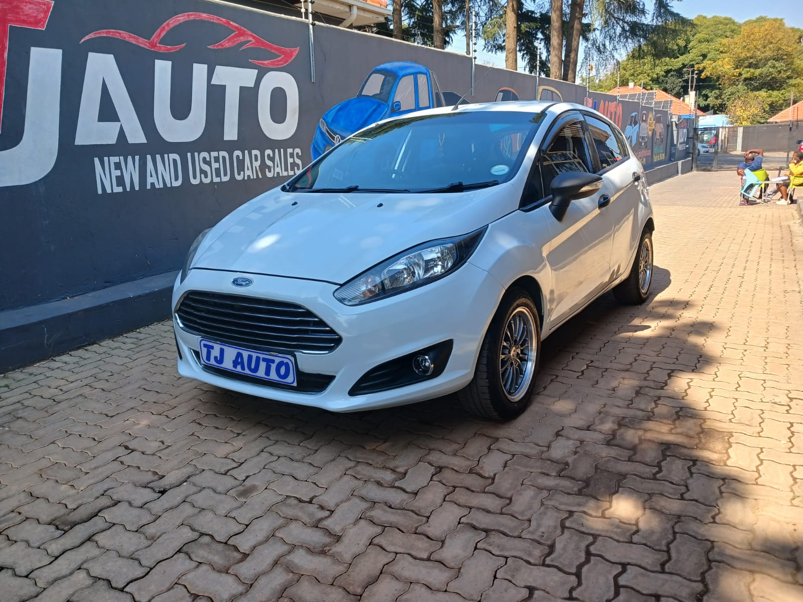 Read more about the article 2013 FORD FIESTA 5-door 1.4 AMBIENTE