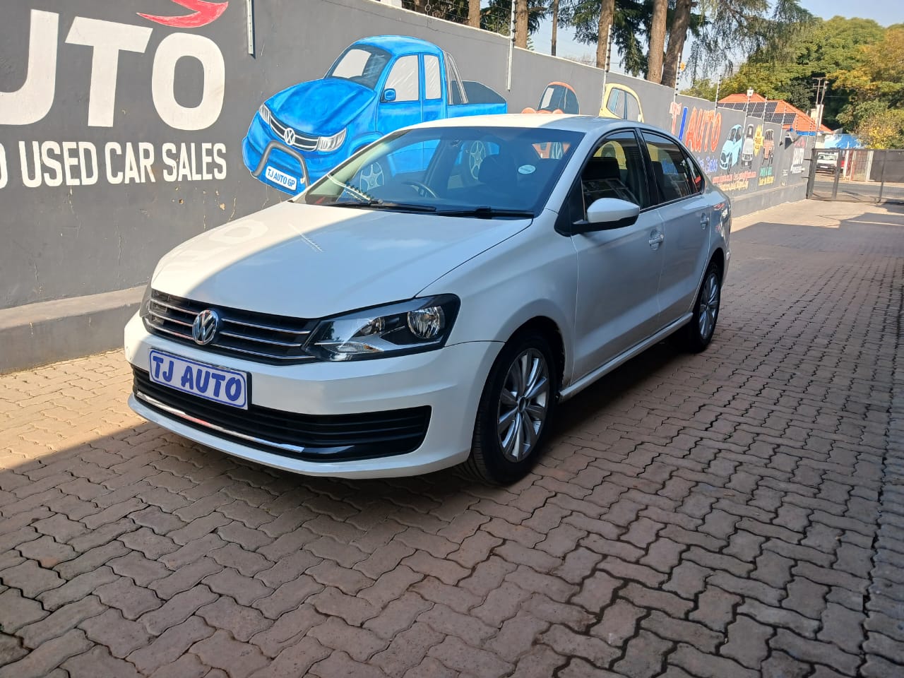 Read more about the article 2017 VOLKSWAGEN POLO SEDAN 1.6 COMFORTLINE