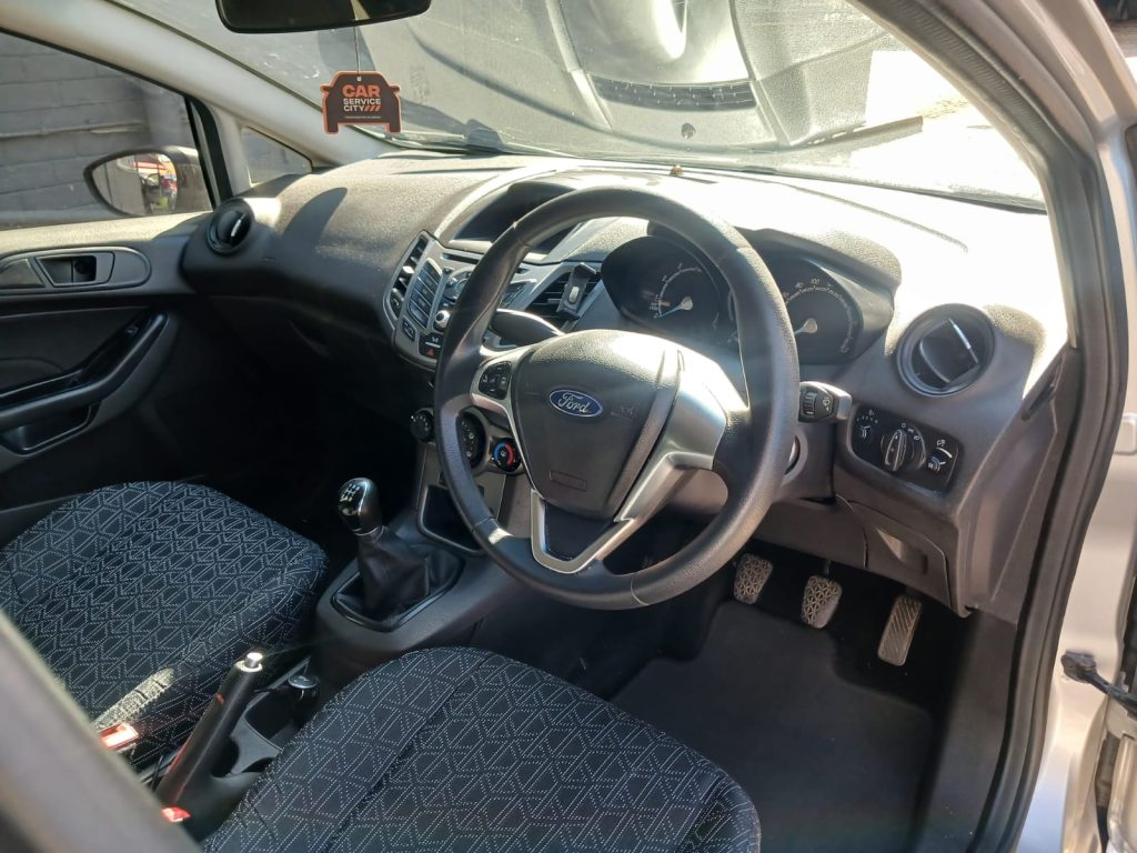 WhatsApp-Image-2025-05-20-at-15.39.50