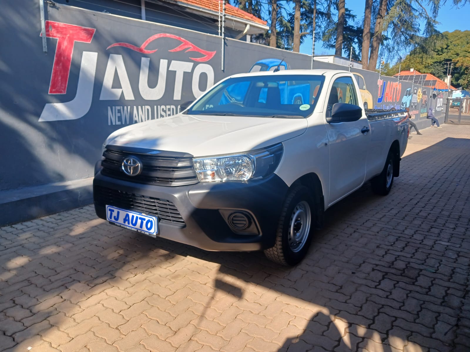 Read more about the article 2019 TOYOTA HILUX 2.4GD S (Aircon)