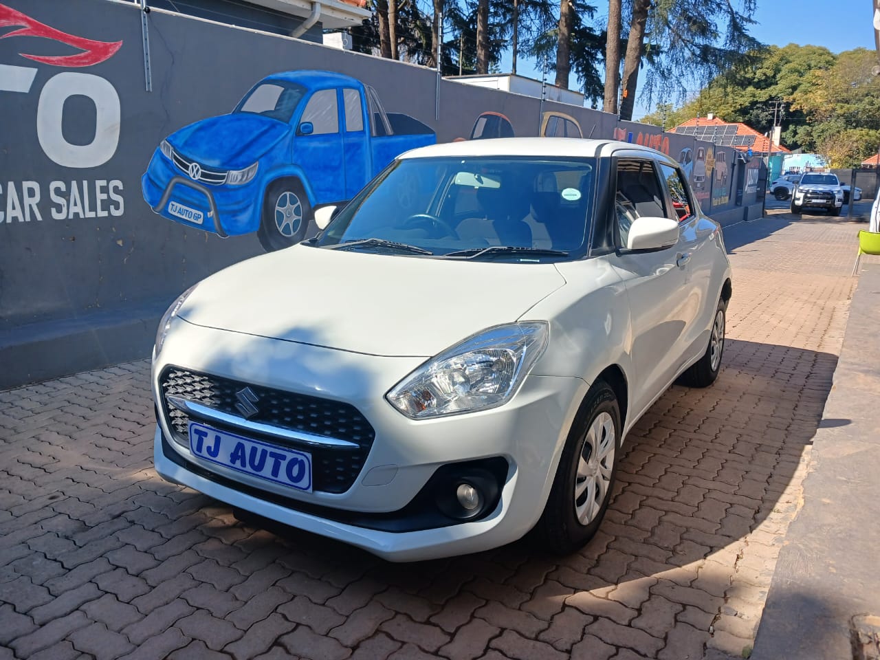 Read more about the article 2019 SUZUKI SWIFT 1.2 GLX AUTO