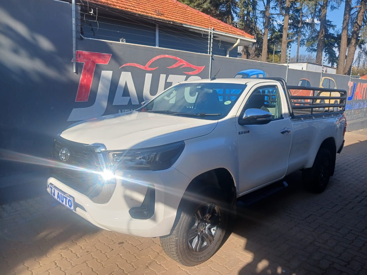Read more about the article 2024 TOYOTA HILUX 2.8GD-6 SINGLE CAB RAIDER AUTO