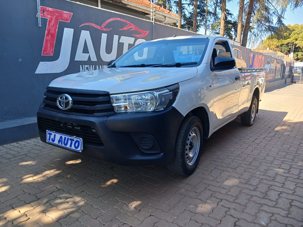 Read more about the article 2019 TOYOTA HILUX 2.4GD (Aircon)