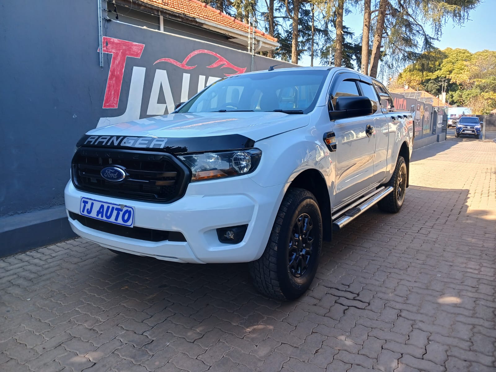 Read more about the article 2018 FORD RANGER 2.2TDCi SUPERCAB HI-RIDER XL AUTO