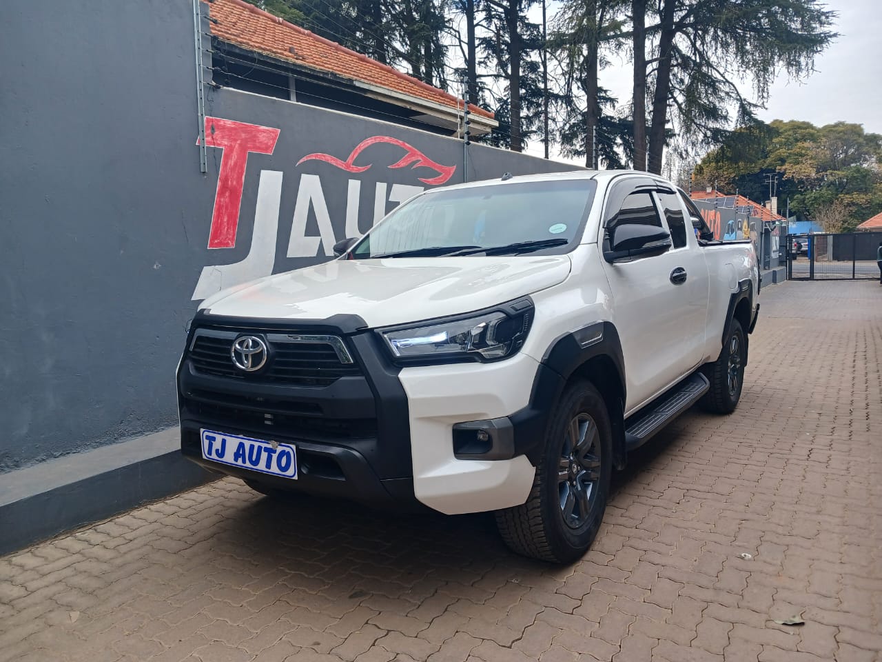 Read more about the article 2019 TOYOTA HILUX 2.4GD-6 Xtra CAB SRX AUTO