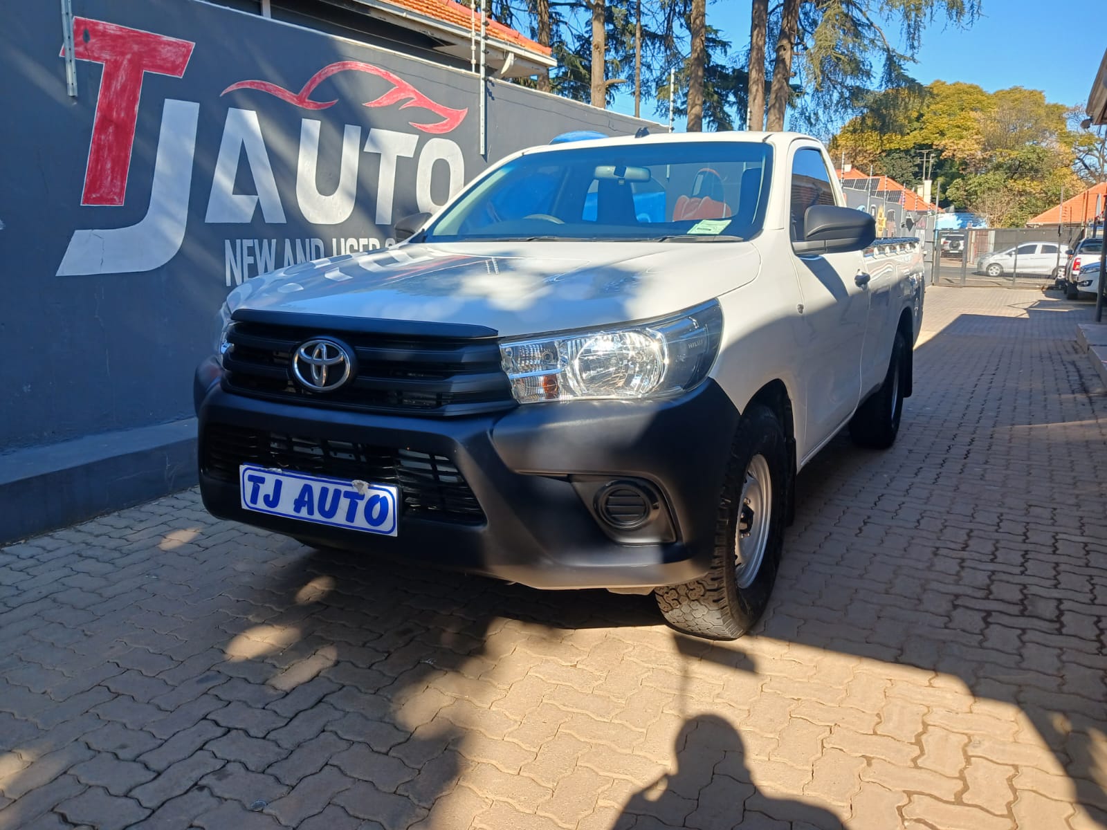 Read more about the article 2019 TOYOTA HILUX 2.4GD (Aircon)