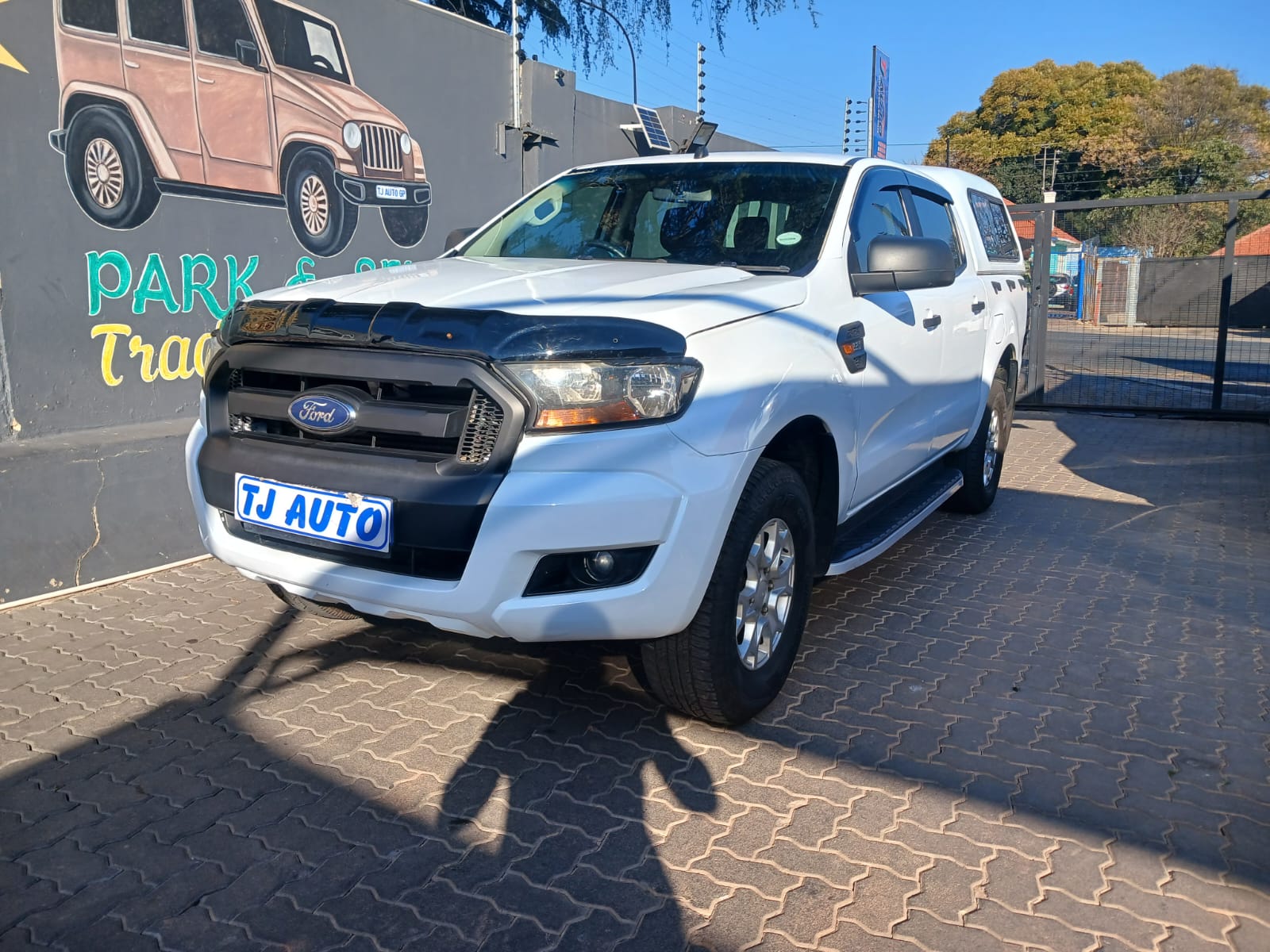Read more about the article 2018 FORD RANGER 2.2TDCi DOUBLE CAB HI-RIDER XL AUTO