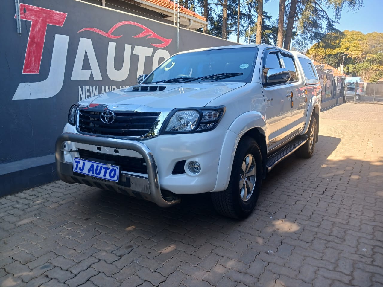 Read more about the article 2009 TOYOTA HILUX 3.0D-4D DOUBLE CAB RAIDER
