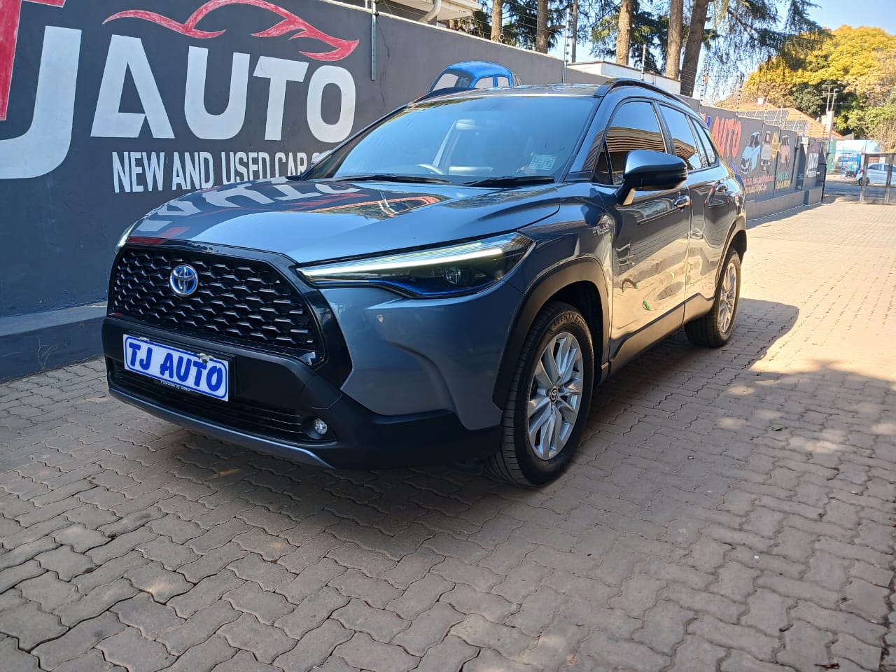 Read more about the article 2024 TOYOTA COROLLA CROSS 1.8 HYBRID XS