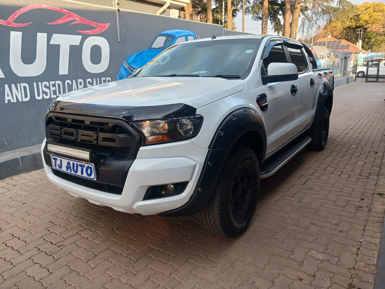 Read more about the article 2018 FORD RANGER 2.2TDCi DOUBLE CAB HI-RIDER XL