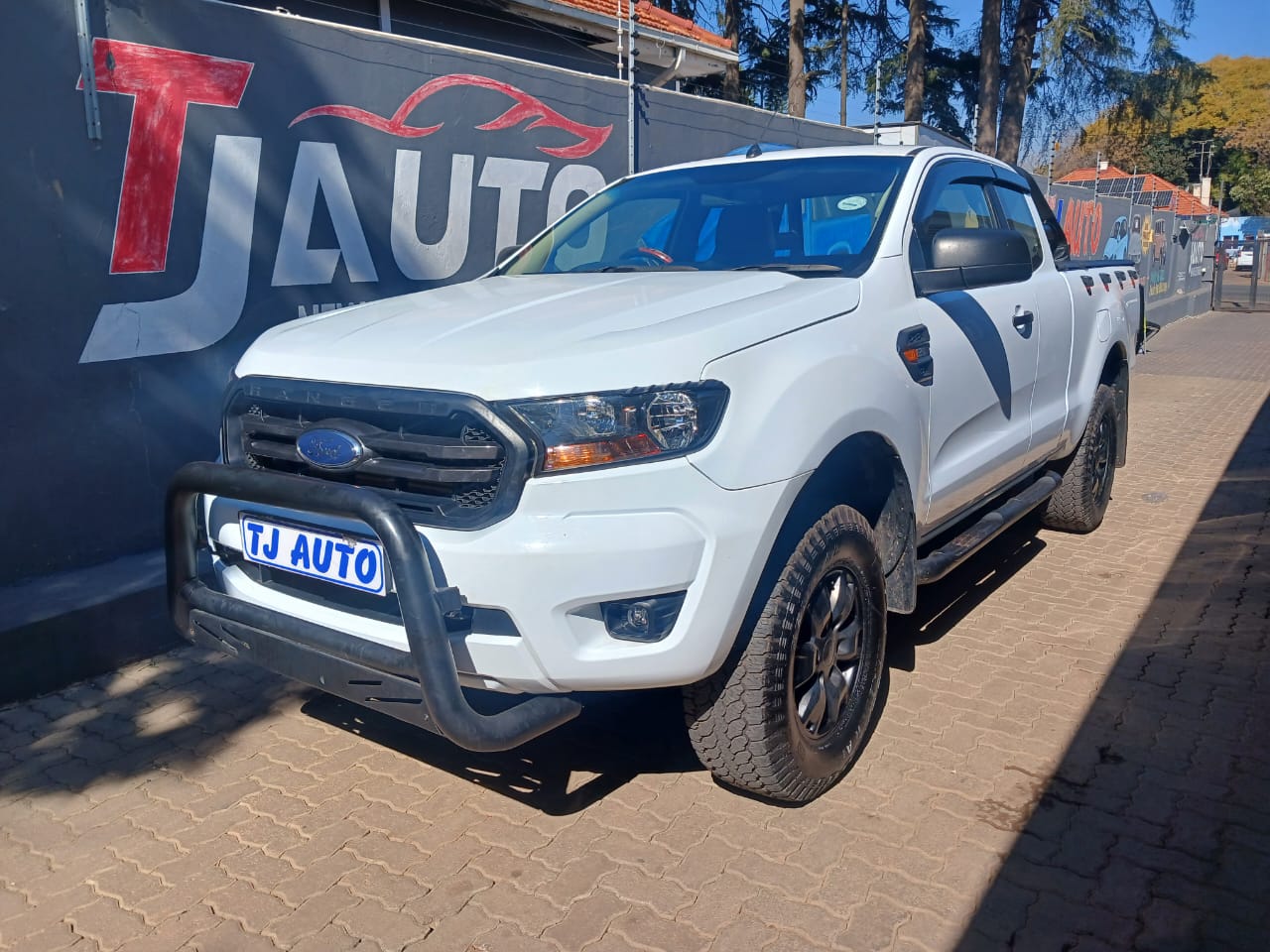 Read more about the article 2015 FORD RANGER 2.2TDCi SUPERCAB XL